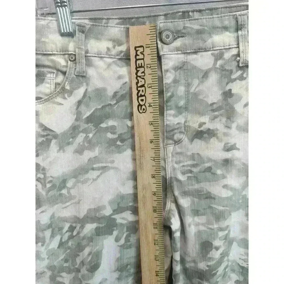 Code Bleu Jeans Women's Sz 18W Wonderland Skinny Ankle Crop Green Camo Denim‎ - Picture 4 of 8